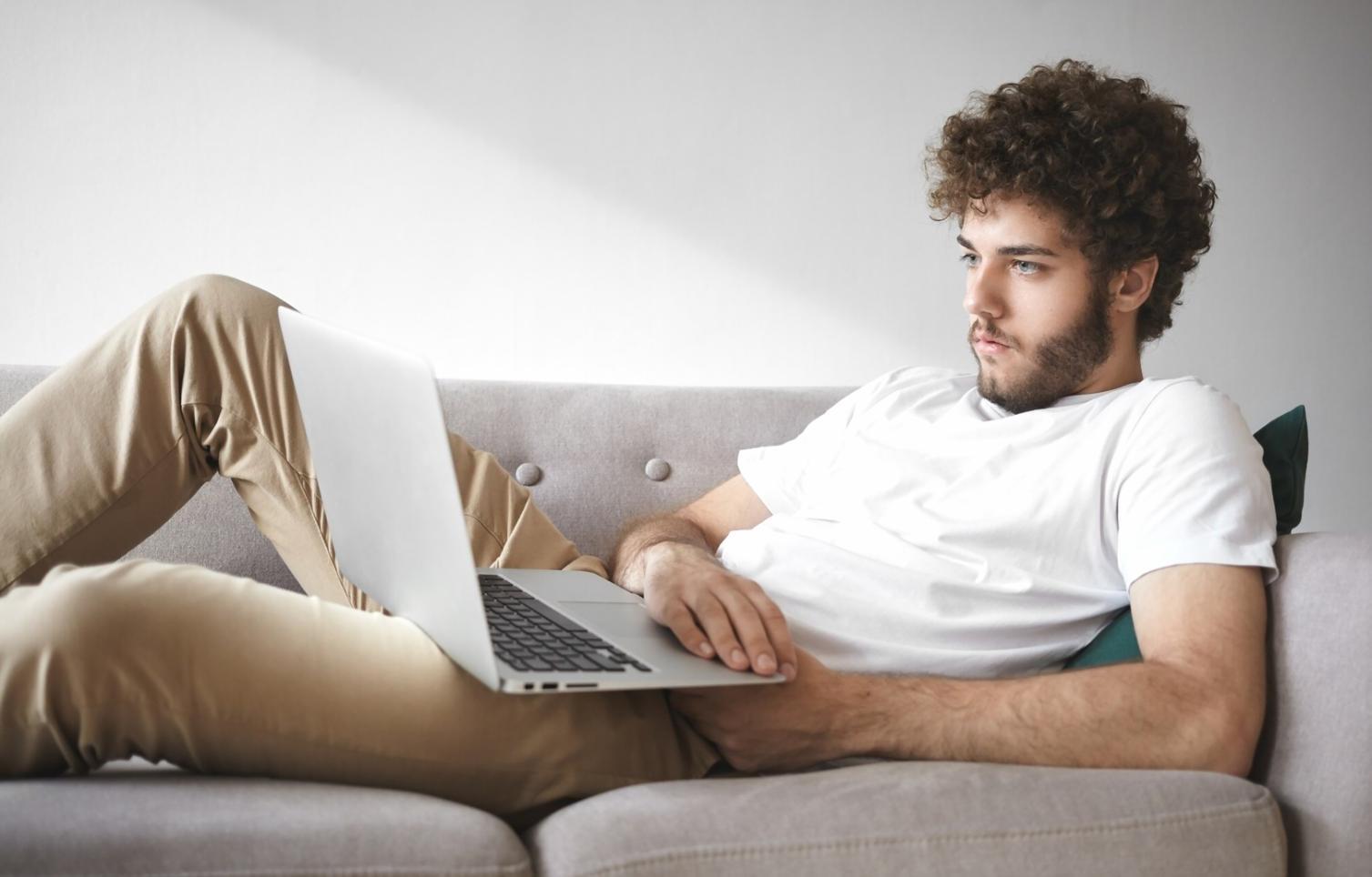 Analyse de données financières sur tablette